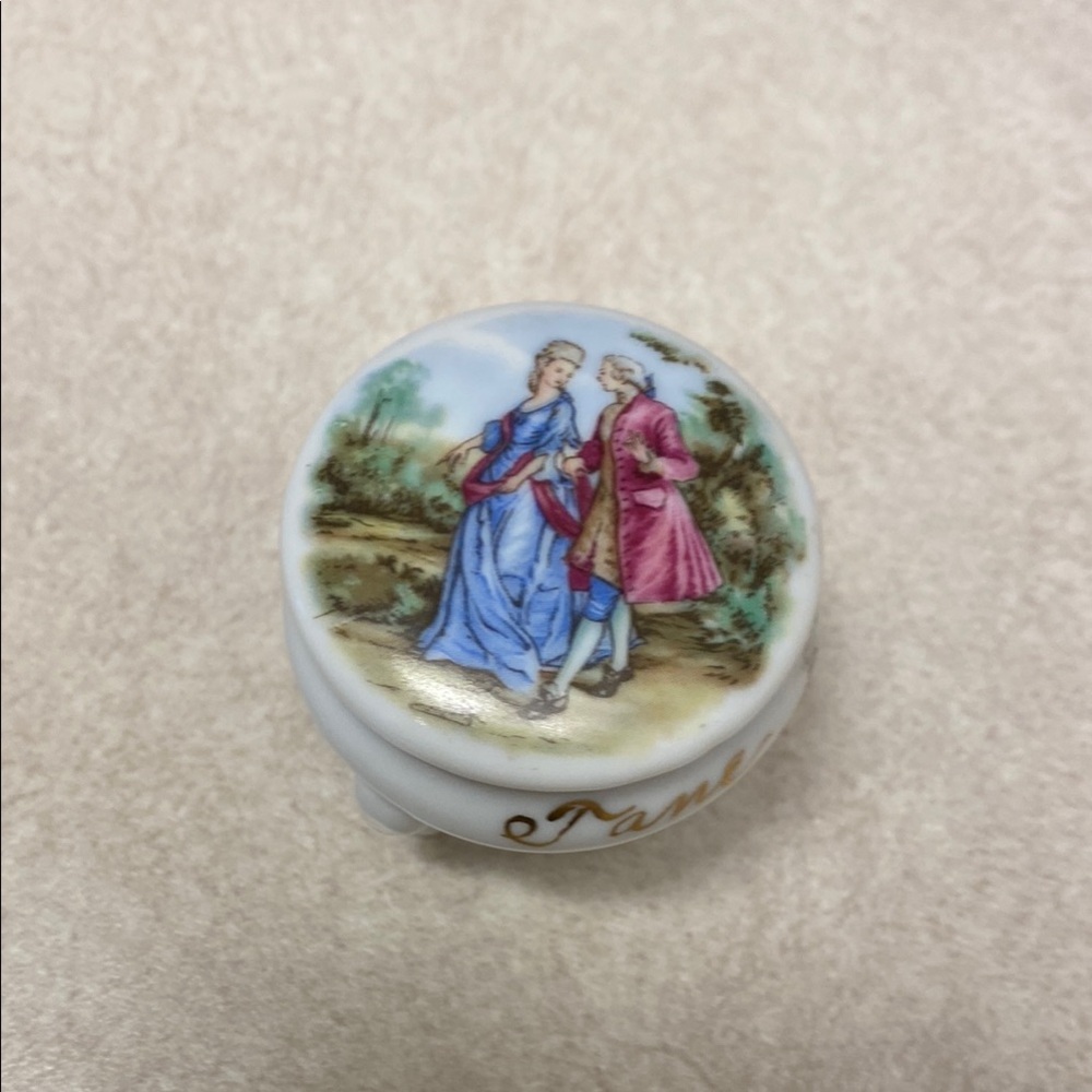 Vintage Ceramic Trinket Box with Pastoral Scene.
